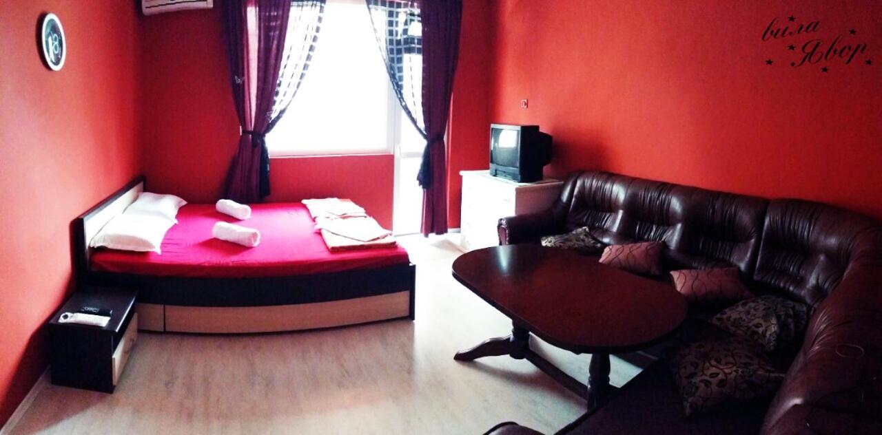 Hotel Yavor Tsarevo Buitenkant foto